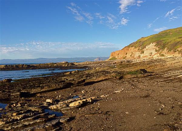 Montana de Oro State Park (SP) (1/22/2015 - Credits: By Peter D. Tillman (Own work) [GFDL (http://www.gnu.org/copyleft/fdl.html) or CC BY 3.0 (http://creativecommons.org/licenses/by/3.0)], via Wikimedia Commons)