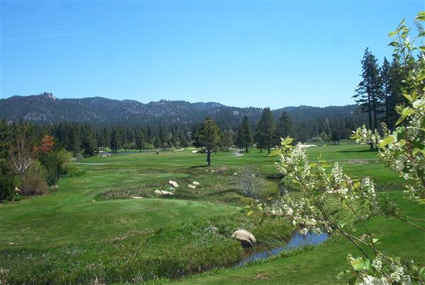Lake Valley State Recreation Area (SRA) (1/4/2001 - Credits: By Squirrelygirl Ward [CC BY 2.0 (http://creativecommons.org/licenses/by/2.0)], via Wikimedia Commons)