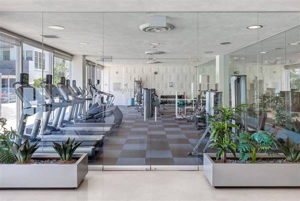 Stuart Apartments at Sierra Madre Villa (8/30/2016 - Credits: http://www.essexapartmenthomes.com/california/los-angeles-area-apartments/pasadena-apartments/the-stuart-sierra-madre-villa)