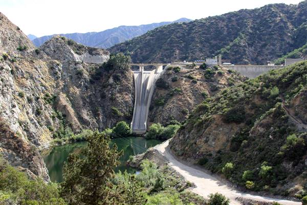 Morris Reservoir & Dam - Angeles National Forest (5/1/2015 - Credits: "LA District recognizes partnership with the LACFCD and celebrates their 100-year anniversary." by US Army Corps of Engineers - Los Angeles District (CC BY-ND 2.0) [https://creativecommons.org/licenses/by-nd/2.0/legalcode]https://www.flickr.com/photos/los)