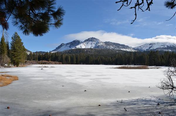 Manzanita Lake (1/12/2014 - Credits: "Manzanita Lake" by Lassen NPS (CC BY 2.0)[https://creativecommons.org/licenses/by/2.0/legalcode]https://www.flickr.com/photos/lassennps/)