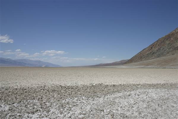 Badwater Basin - Death Valley National Park (3/31/2013 - Credits: "Badwater" by Melissa Wiese (CC BY-NC 2.0)[https://creativecommons.org/licenses/by-nc/2.0/legalcode]https://www.flickr.com/photos/42dreams/)