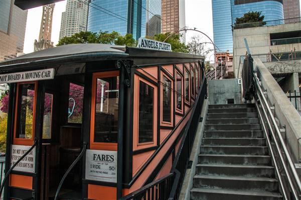 Angels Flight Railway (4/27/2013 - Credits: "20130427_5395.jpg" by Jim Maurer (CC BY-NC-ND 2.0)[https://creativecommons.org/licenses/by-nc-nd/2.0/legalcode] https://www.flickr.com/photos/schaffner/)