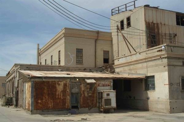 Old Milk Distribution Center (11/4/2016 - Credits: Photos courtesy of the Imperial County Film Commission)