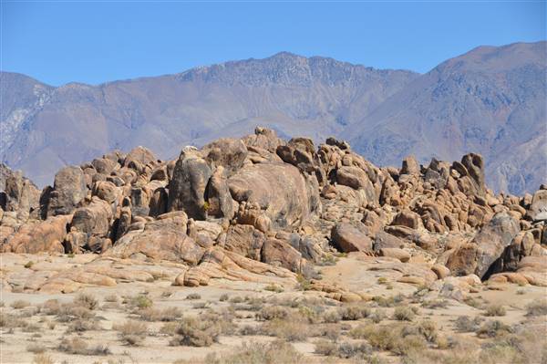 Alabama Hills - Bureau of Land Management / BLM - Bishop Field Office (11/15/2016 - Credits: Photo courtesy of Robin Citrin)