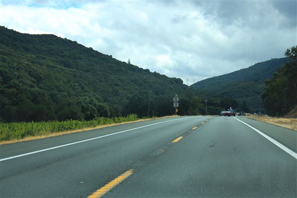 Highway 20 - Calpella to Mendocino County line, east - Highway 20, looking eastward (9/20/2017 - Credits: Kellen Lim)
