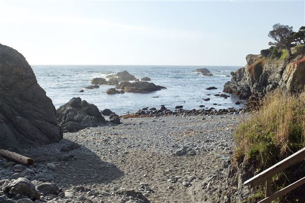 Belinda Point Public Access Trail (7/31/2018 - Credits: Kellen Lim)