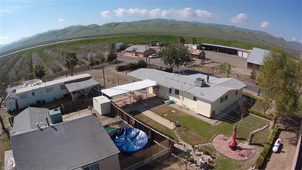 Isquierdo Ranch (3/4/2017 - Credits: Desi Isquierdo)