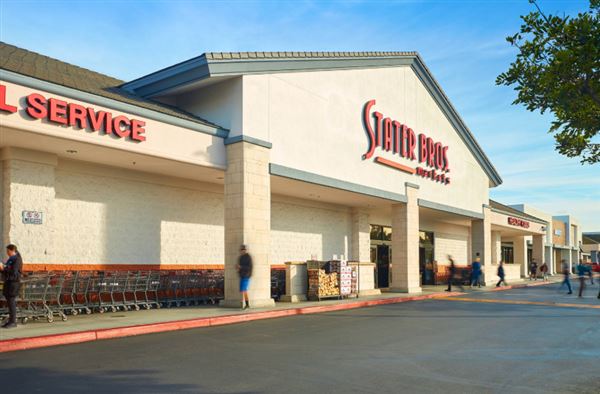 Goldenwest & Warner - ShopCore Properties (1/1/2020 - Credits: ShopCore Properties has been granted ownership and usage of all photos.)