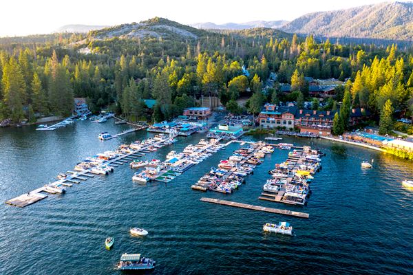 Pines Resort & Conference Center @ Bass Lake (8/11/2021)