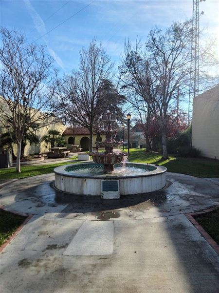 Martini Plaza (3/1/2022 - Credits: Film Tehama)