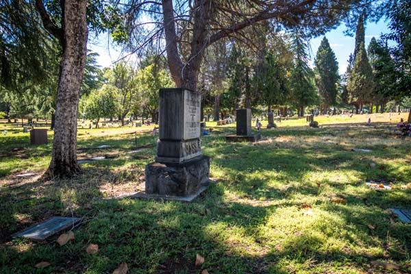 Redding Memorial Cemetery (8/9/2019)