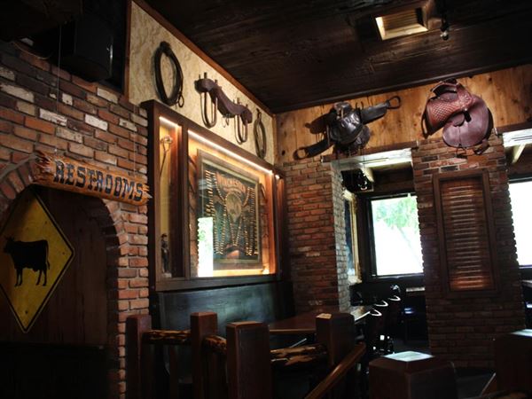 Silver Dollar Saloon (4/11/2022 - Credits: Yuba Sutter Film Commission)