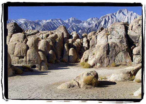 Alabama Hills - Bureau of Land Management / BLM - Bishop Field Office (12/31/2003)