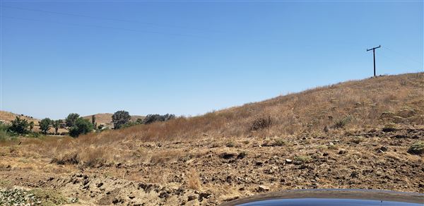 60 acres of vacant raw land - Perris CA (9/20/2019 - Credits: Angela King)