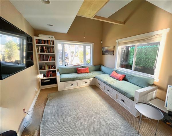 Beautiful Craftsman home located in Manhattan Beach CA (3/16/2023 - Credits: Eric Steller)