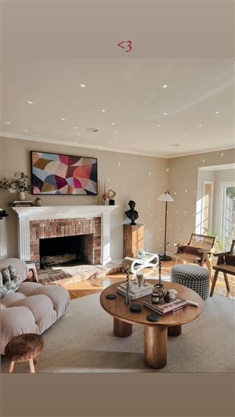 Americana Cape Cod Home (2/21/2024 - Credits: submitted by: Jackie Godoy)