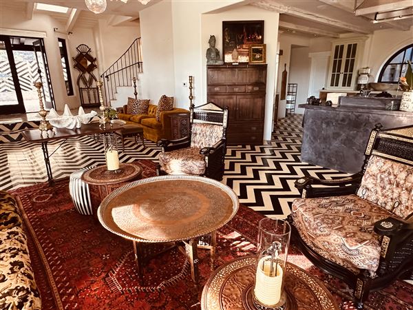 Elsewhere Topanga - THE BLACK VILLA (1/24/2020 - Credits: Margaret Mentaberry)