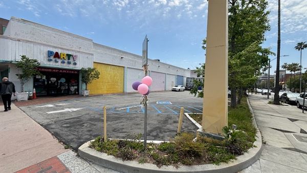Party Plaza (4/18/2024)