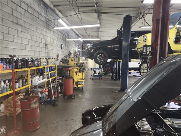 Auto Repair shop in the heart of Hollywood (5/30/2024 - Credits: Jordan zell)