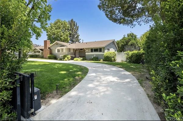 Single Family Home (7/18/2024 - Credits: submitted by: Gina Jackson)