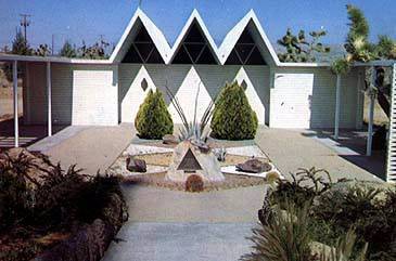 Joshua Tree Retreat Center, home of the Institute of Mentalphysics (12/31/2003)