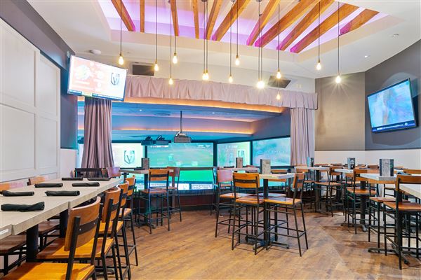 Tom's Watch Bar L.A. LIVE - Private Dining Room (10/21/2024 - Credits: Tom's Watch Bar)