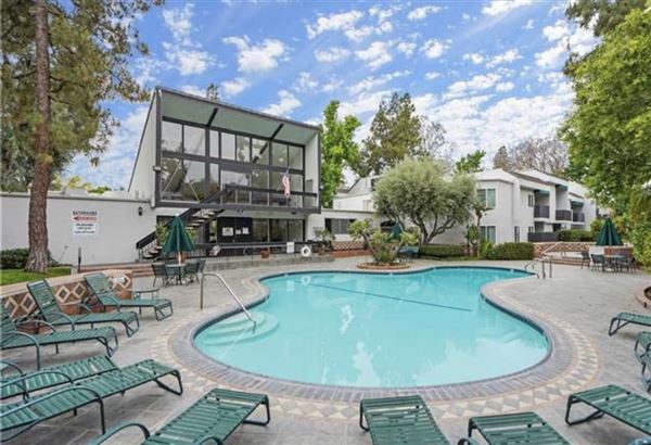 California Place Condo (1/15/2025 7:51:45 PM - Credits: submitted by:)