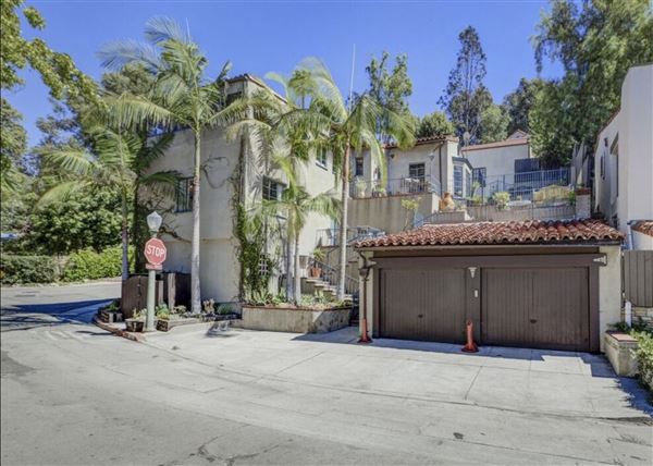 1930's Mediterranean in Lower Whitley Heights/Hollywood Hills (2/2/2025 7:14:54 PM - Credits: submitted by:)