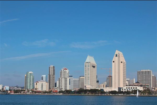 Coronado Ferry Landing Park and Beach (11/17/2011 - Credits: Joel Boling)