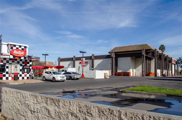 Former Big Lots Store (Vacant) - Inglewood (4/9/2025 - Credits: Robhana Group)