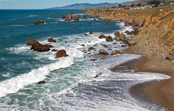Arched Rock Beach (Sonoma Coast State Park) (4/17/2025 - Credits: Al Mueller)