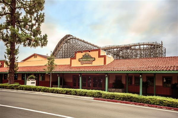 Knott's Berry Farm & Knott's California Marketplace - Mrs. Knott's Chicken Dinner Restaurant at California Marketplace (5/20/2025 - Credits: Six Flags Entertainment Corporation)