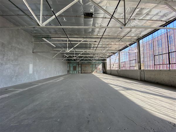 Studios 60 H20 Stage (6/10/2025 - Credits: submitted by: Nathan Enayati)