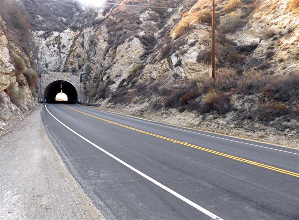 Soledad Canyon Road Tunnel (10/10/2013 - Credits: Isabelle Bullion)