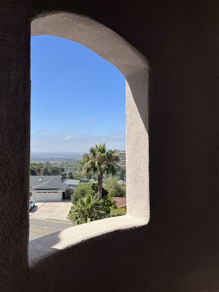 Ventura Castle  Italian Palazzo (7/1/2025 - Credits: Julie Balzer)