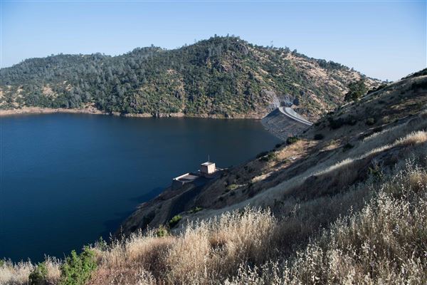New Melones Reservoir and Stevnot Bridge (7/28/2025 - Credits: U.S. Bureau of Reclamation)