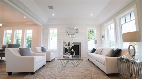Beautiful Newly Constructed (2018) Cape Cod Home in Studio City (7/1/2018 - Credits: David Levy)