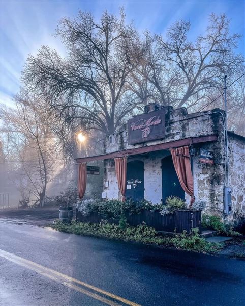 Murphys Main Street (10/21/2025 - Credits: Calaveras Visitors Bureau & Film Commission)