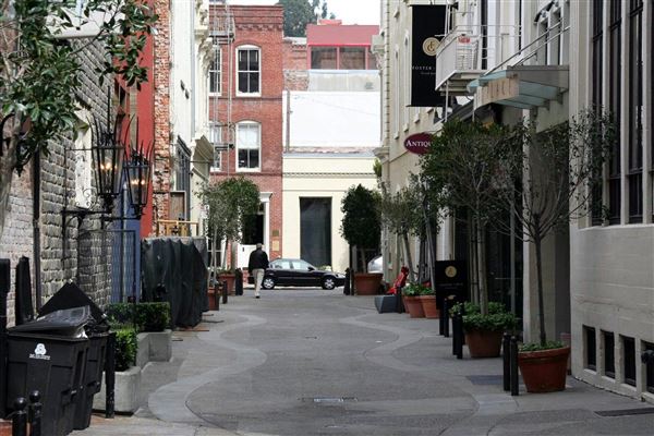 Hotaling St. (10/24/2025 - Credits: San Francisco City & County Film Commission)