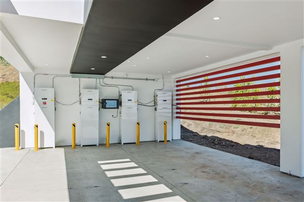 Cayman Rd Malibu - The Aviator (10/29/2025 - Credits: Linda Kasian)