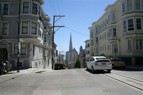 Financial District, San Francisco - Washington St. (10/29/2025 - Credits: San Francisco City & County Film Commission)
