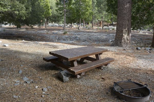 Crystal Lake Recreation Area / Campground - Angeles National Forest - Camping Loop A - Site 2 (1/30/2015 - Credits: Leo Fialho)