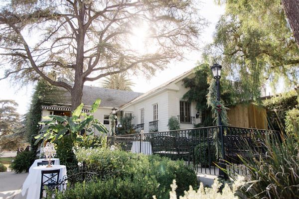 Louisiana French Colonial House (10/17/2024 - Credits: Wendy Kathleen Photography & Jessie Rowan Photography)