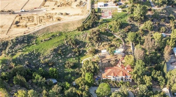 Chatsworth Hills Estate (12/5/2025 - Credits: Artur Harutyunyan)