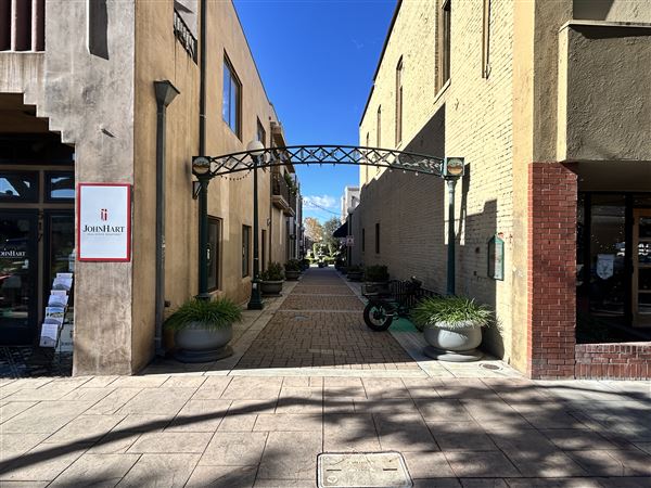 Old Town Monrovia (1/8/2026 - Credits: Brandy Davis)