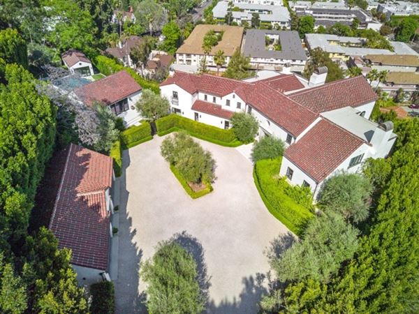 Park Hill Estate (3/8/2026 - Credits: submitted by: Lorenzo  Doumani)