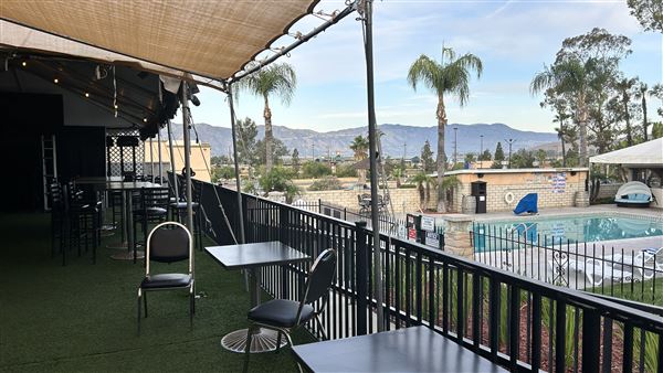 CJ's Sports Grill & Turf Club at Econo Lodge & Lake Elsinore Casino (3/29/2026 - Credits: Brandy Davis)