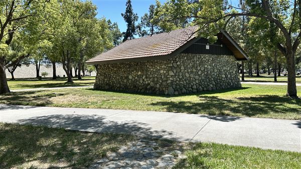 Santa Fe Dam Recreational Area - Restrooms (4/23/2026 - Credits: Brandy Davis)