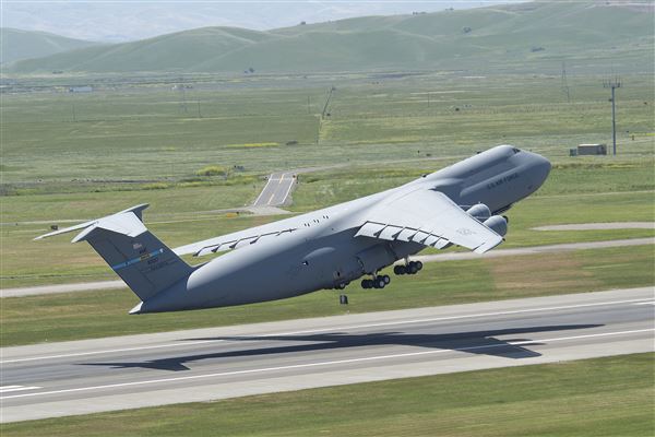 Travis Air Force Base - AFB (5/3/2014 - Credits: By U.S. Air Force Photograph/Heide Couch - https://www.flickr.com/photos/99847360@N07/14144858418/in/set-72157647459139514, Public Domain, https://commons.wikimedia.org/w/index.php?curid=39206853)